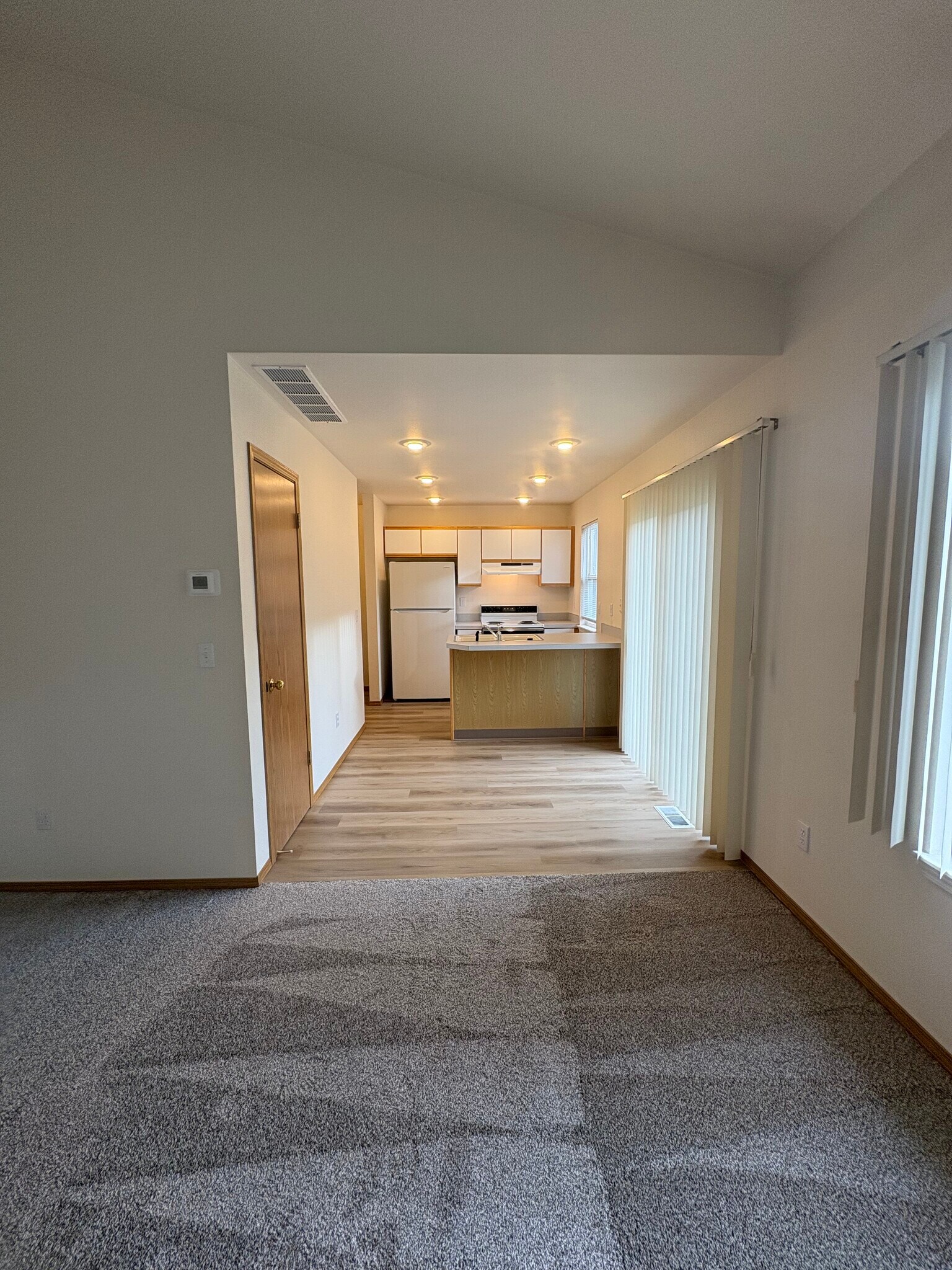 Building Photo - 3541 S Poco Loco Pl