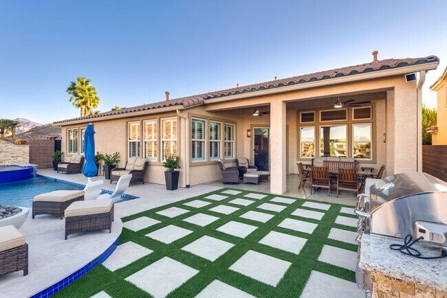 Building Photo - MacDonald Ranch Dream Home with Resort Style Backyard