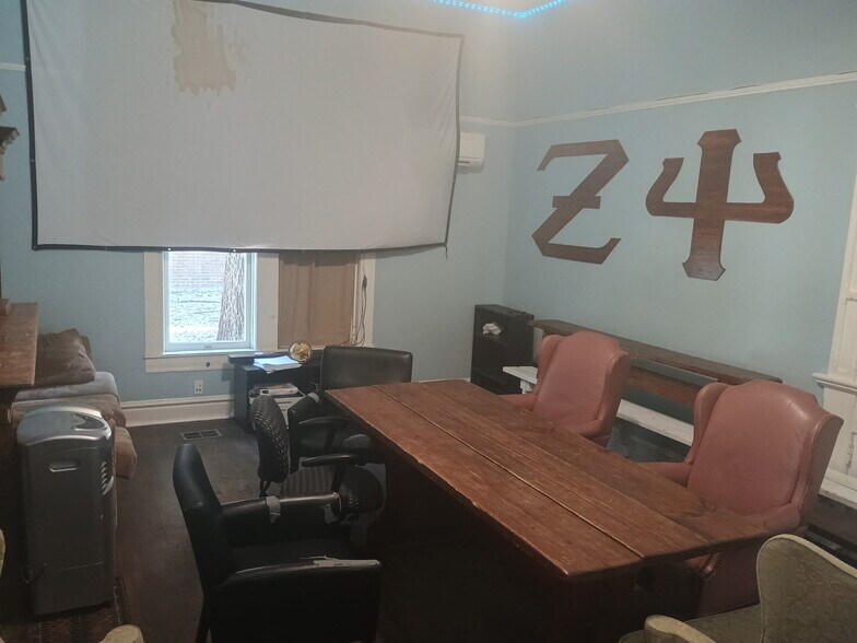 Building Photo - 2806 Nueces St