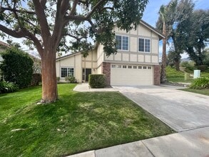 Building Photo - 2265 Jasmine Ave