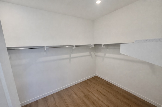 Building Photo - Gorgeous Newly Constructed Townhome