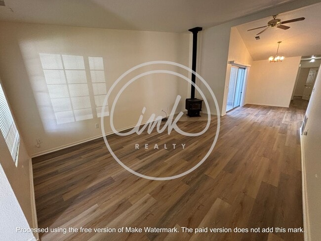 Building Photo - AL1294-1294 Alicia Cir Unit 1 &amp; 2