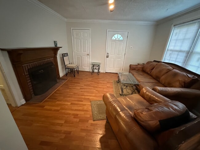 Building Photo - 3398 Carrington Rd