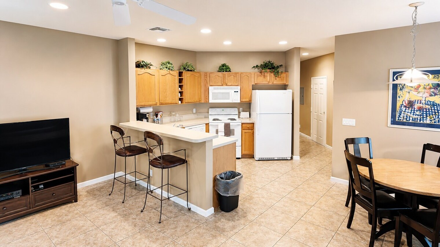 Building Photo - 8401 Mulligan Cir