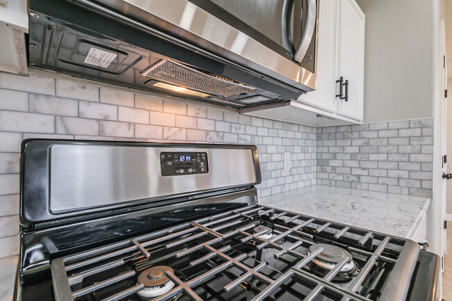 Building Photo - 12402 Greenmesa Dr