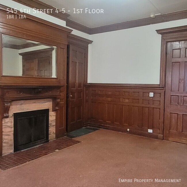 Building Photo - 545 4th St