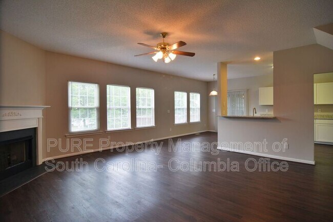 Building Photo - 210 Kingston Forest Dr