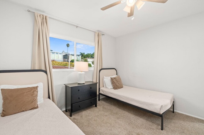 Building Photo - 3640 Princeton Ave