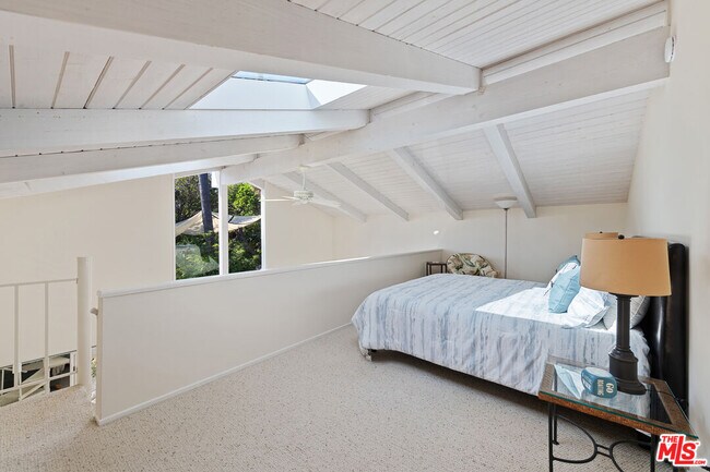 Building Photo - 33800 Pacific Coast Hwy