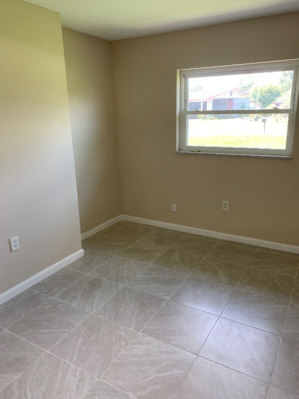 Building Photo - 3804 SW 22nd St