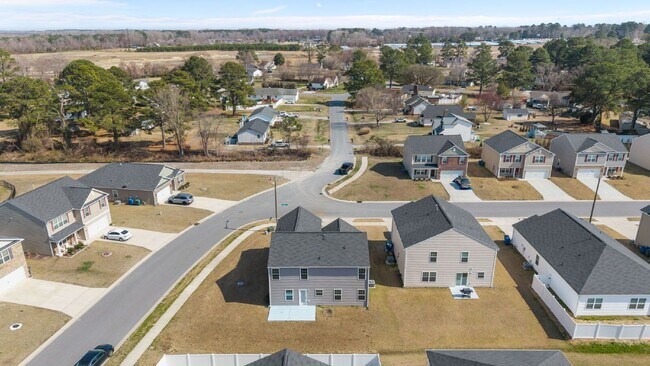 Building Photo - 4500 Sandstone Dr