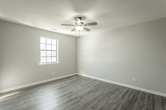 Building Photo - 1434 Stratton Pl Dr