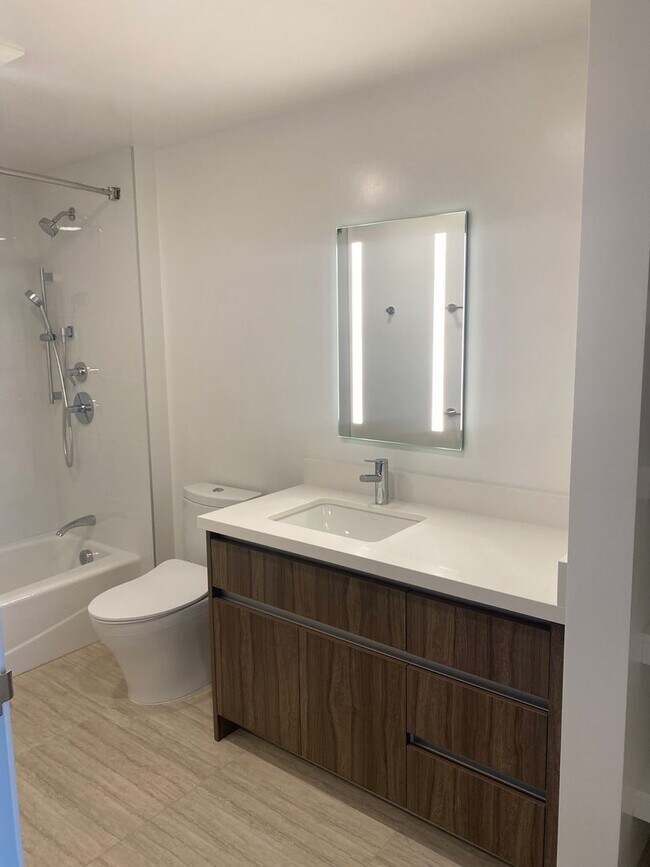 Building Photo - The Park Of Keeaumoku- Newly open condo, S...