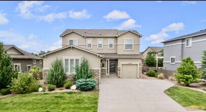 Building Photo - Spacious & Stylish 5-Bedroom Home in Wolf ...