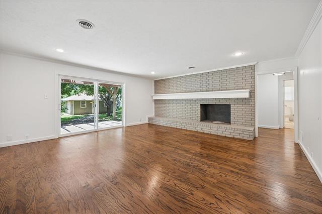 Building Photo - 3211 Darby Ln