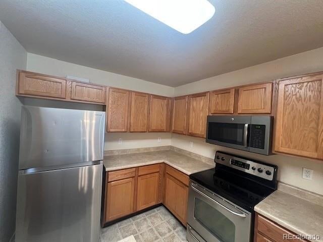 Building Photo - 5752 Gallantry Ln