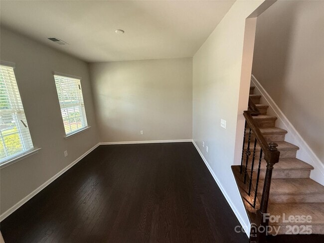 Building Photo - 15124 Evergreen House Dr