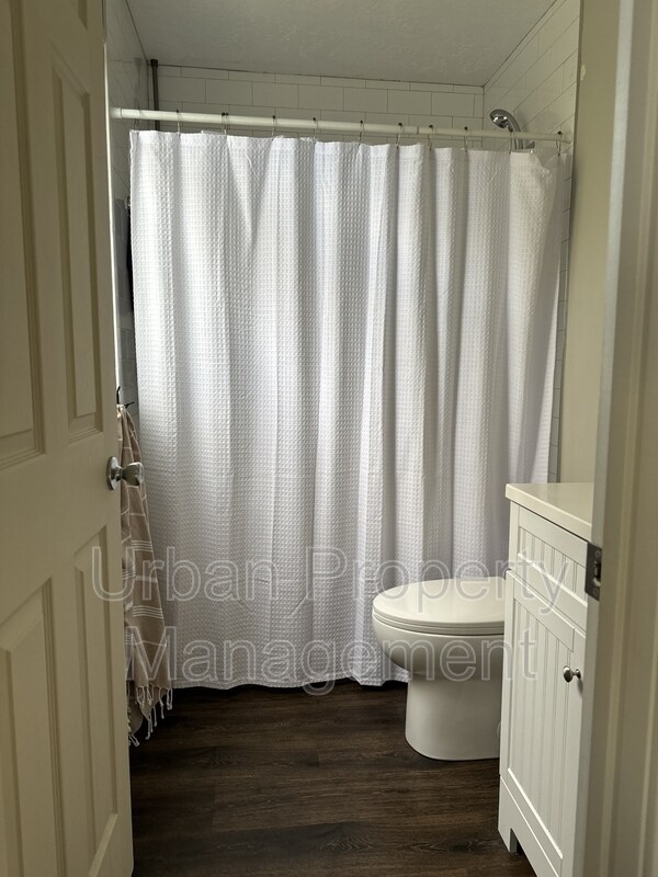 Building Photo - 734 W 2220 N