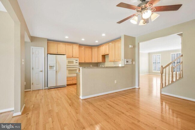 Building Photo - 5587 Governors Pond Cir
