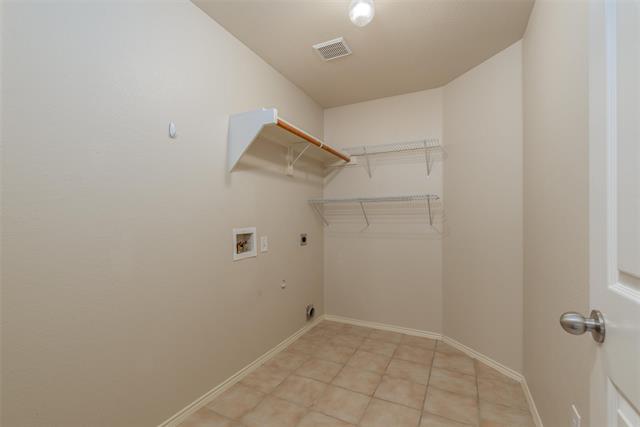 Building Photo - 3992 Cherry Ridge Dr