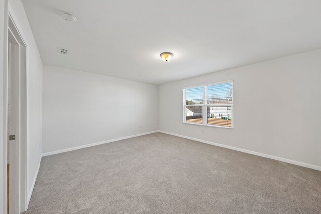 Building Photo - 3517 Strawberry Patch Row