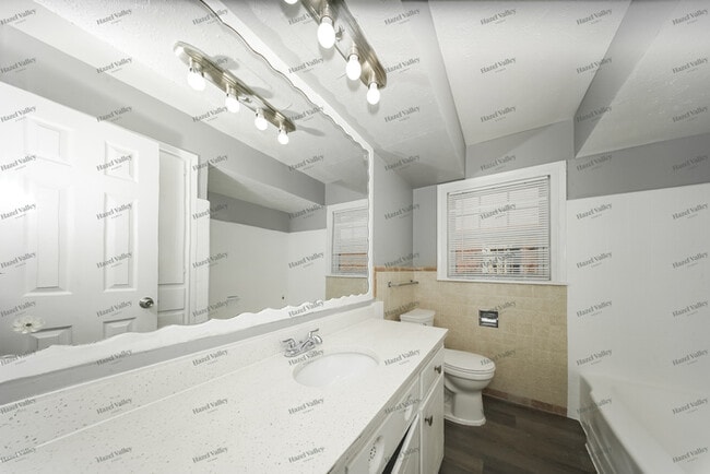 Building Photo - 3005 SW 54th St