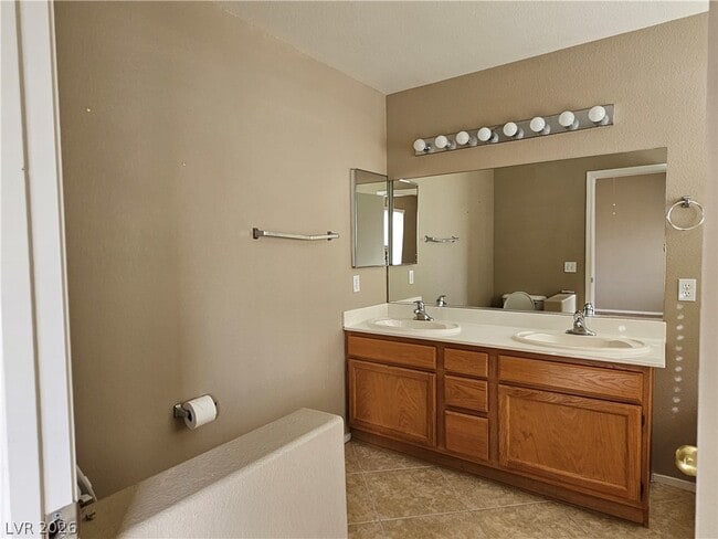 Building Photo - 2603 Inlet Spring Ave