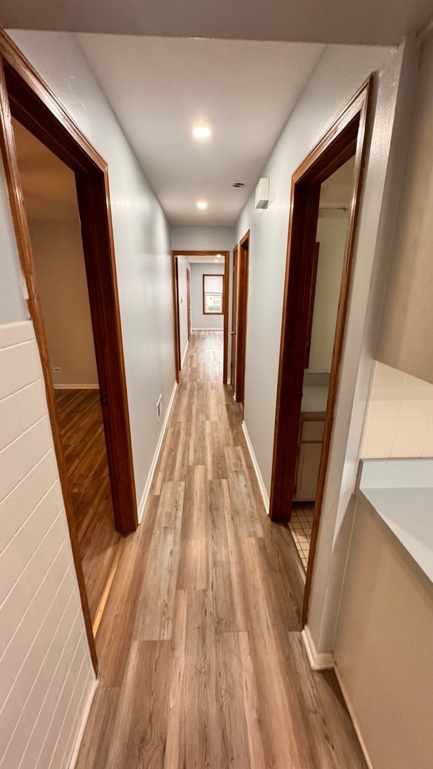 Building Photo - 5517 W Windsor Ave