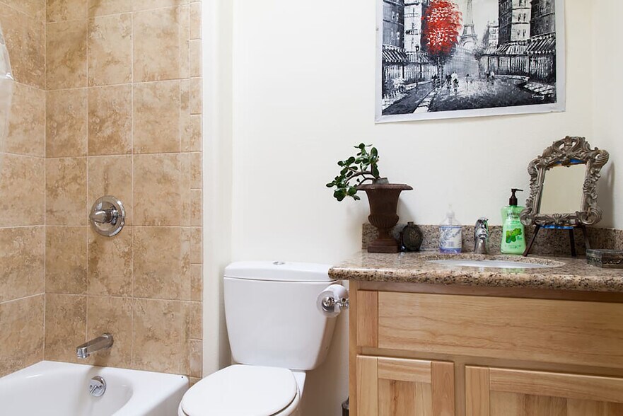 Building Photo - 152 International Boulevard