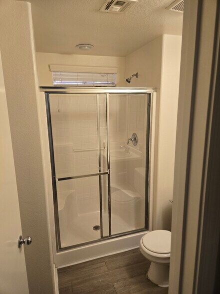 Building Photo - 8007 Torremolinos Ave