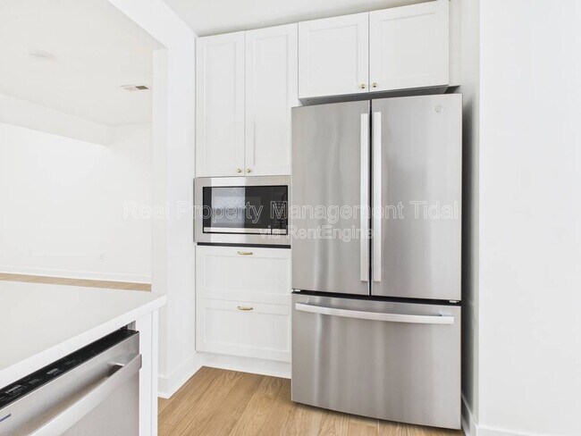 Building Photo - 236 Huntstree Pl