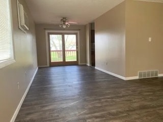 Building Photo - 400 Deerfield Ct