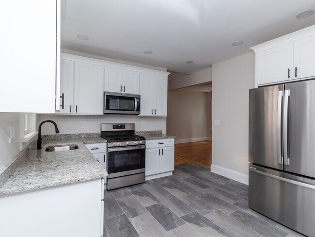 Building Photo - 511 Geneva Ave