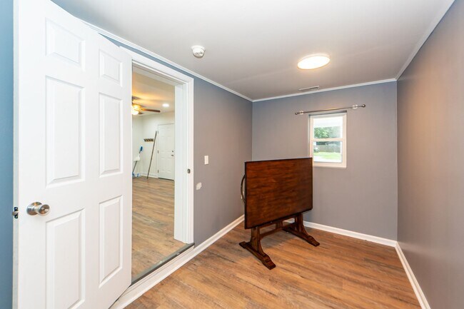 Building Photo - 4 Bedroom 2 Bath Home in Pinewood Vista - North Charleston