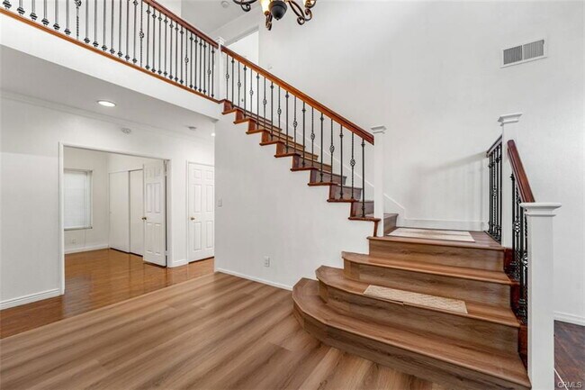 Building Photo - 28426 Rancho Grande