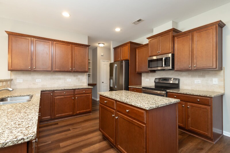 Building Photo - 1512 Sunflower Field Pl