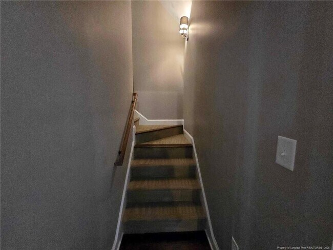 Building Photo - 3709 Linton Ct