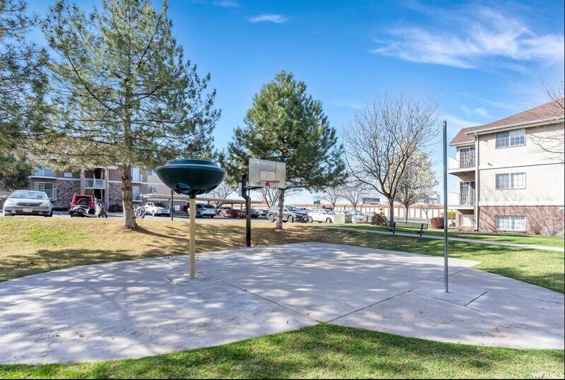 Building Photo - 1202 W 1420 N