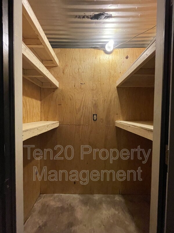 Building Photo - 4228 Debby St