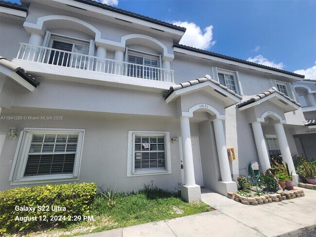 Primary Photo - 12174 SW 143rd Ln