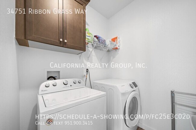 Building Photo - 34751 Ribbon Grass Way