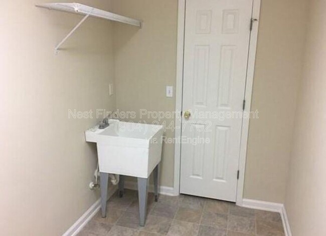 Building Photo - 3852 Marsh Bluff Dr