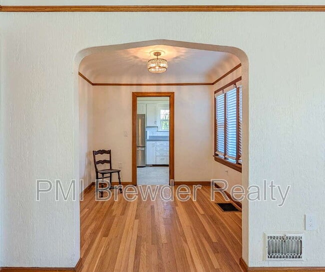 Building Photo - 1822 Rucker Ave