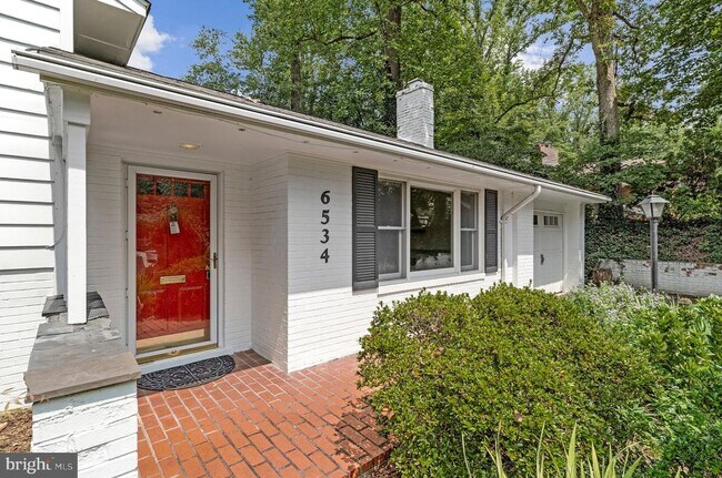 Building Photo - 6534 Jay Miller Dr