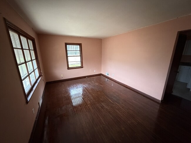 Building Photo - 723 Indiana Ave