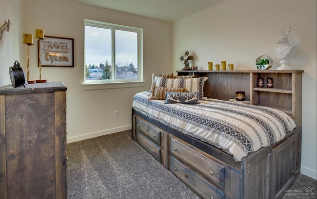 Building Photo - Modern 3 BR, 2 BA Townhouse in the Heart of Bend, OR!