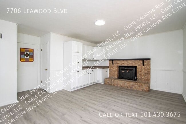 Building Photo - 7706 Leawood Blvd