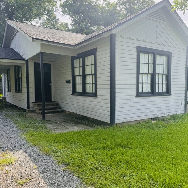 Primary Photo - 5448 Gulf Ave