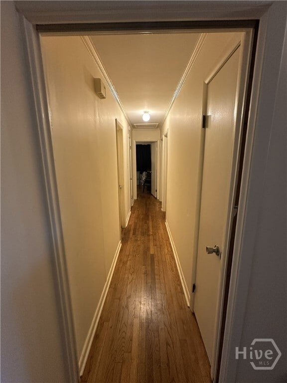 Building Photo - 105 Cedar Dr