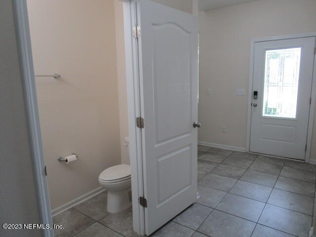 Building Photo - 742 Northside Dr S
